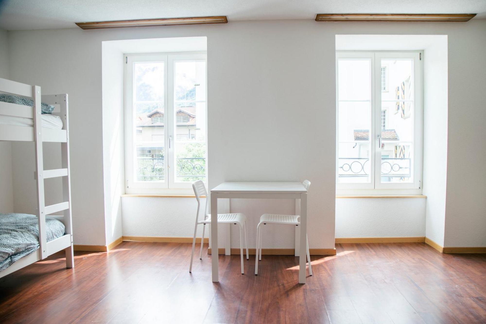 Nimbuzzz Apartments Unterseen Eksteriør billede