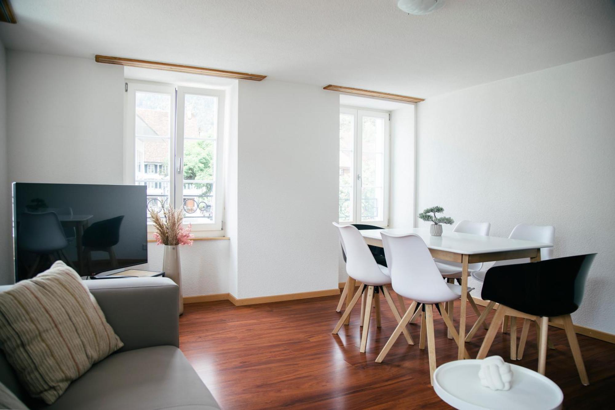 Nimbuzzz Apartments Unterseen Eksteriør billede