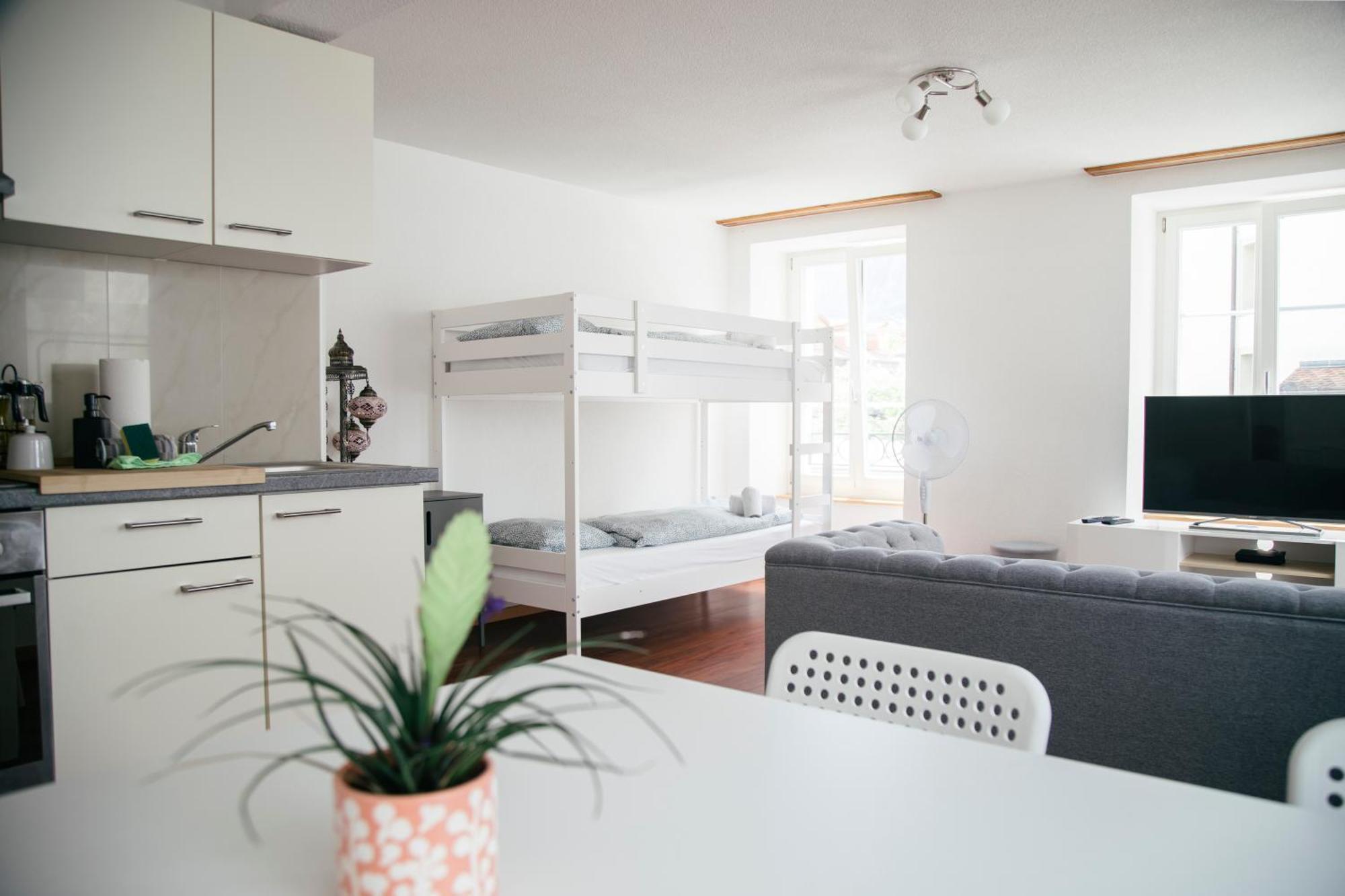 Nimbuzzz Apartments Unterseen Eksteriør billede