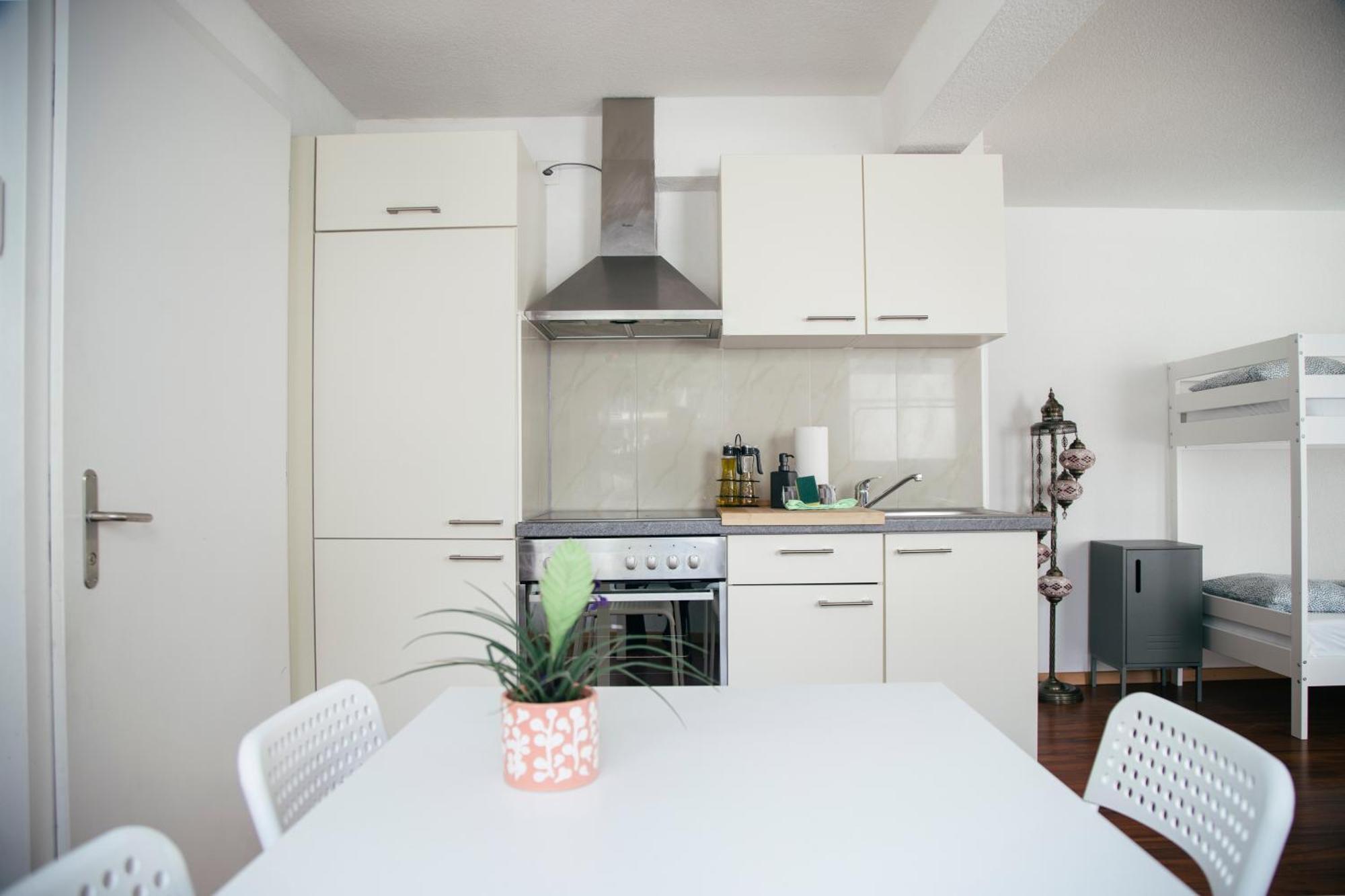 Nimbuzzz Apartments Unterseen Eksteriør billede