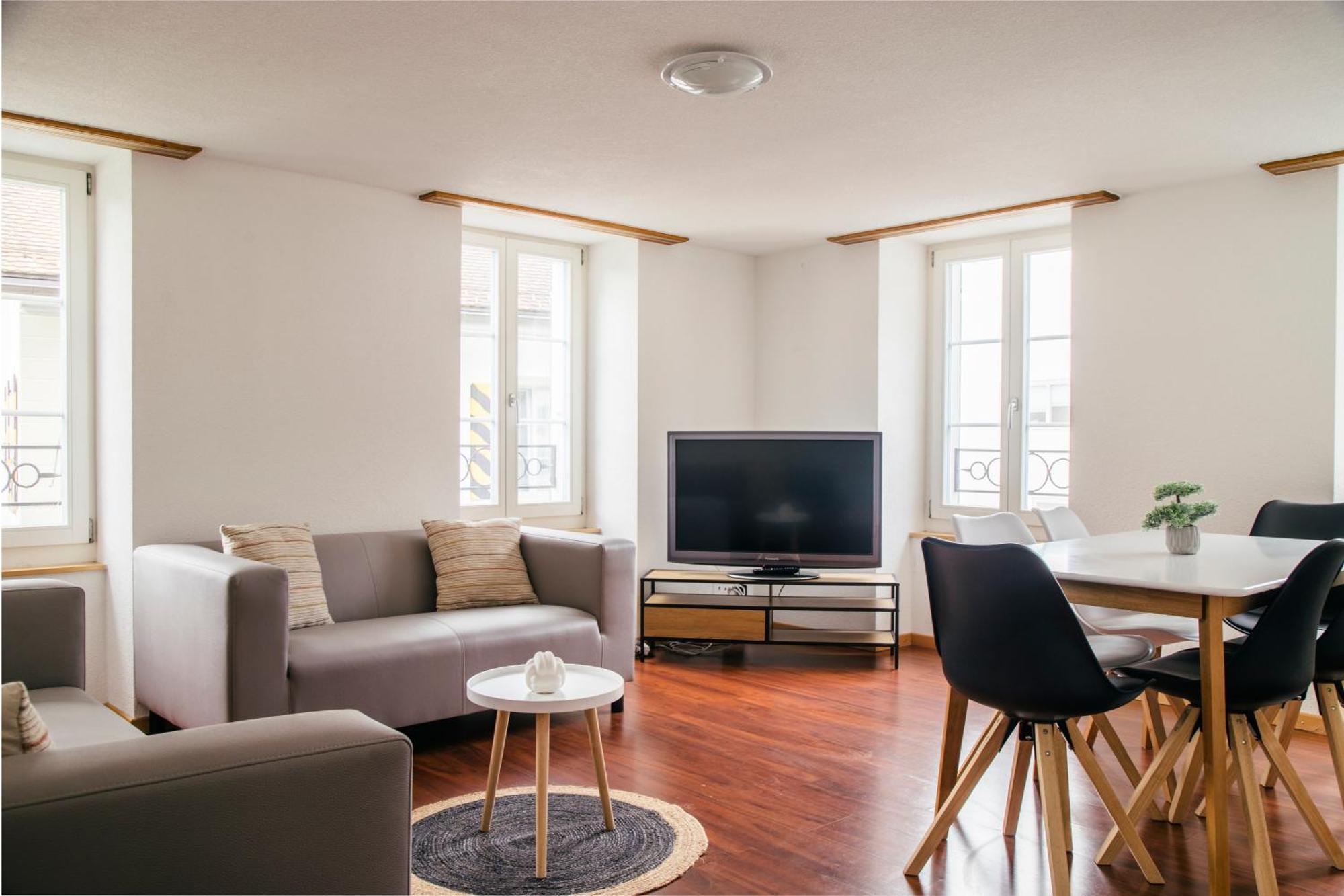 Nimbuzzz Apartments Unterseen Eksteriør billede