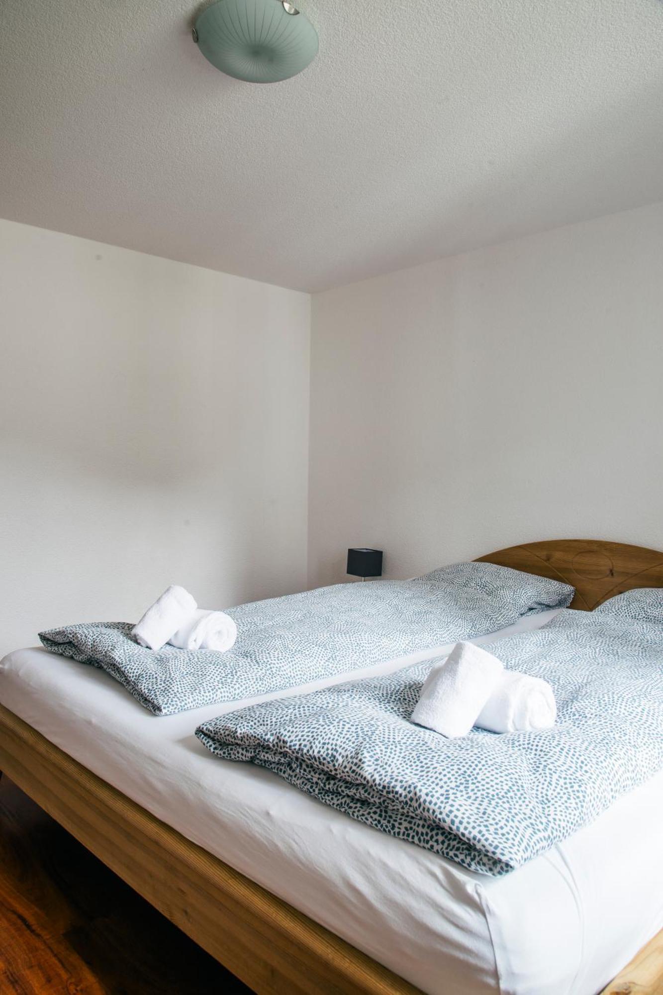Nimbuzzz Apartments Unterseen Eksteriør billede