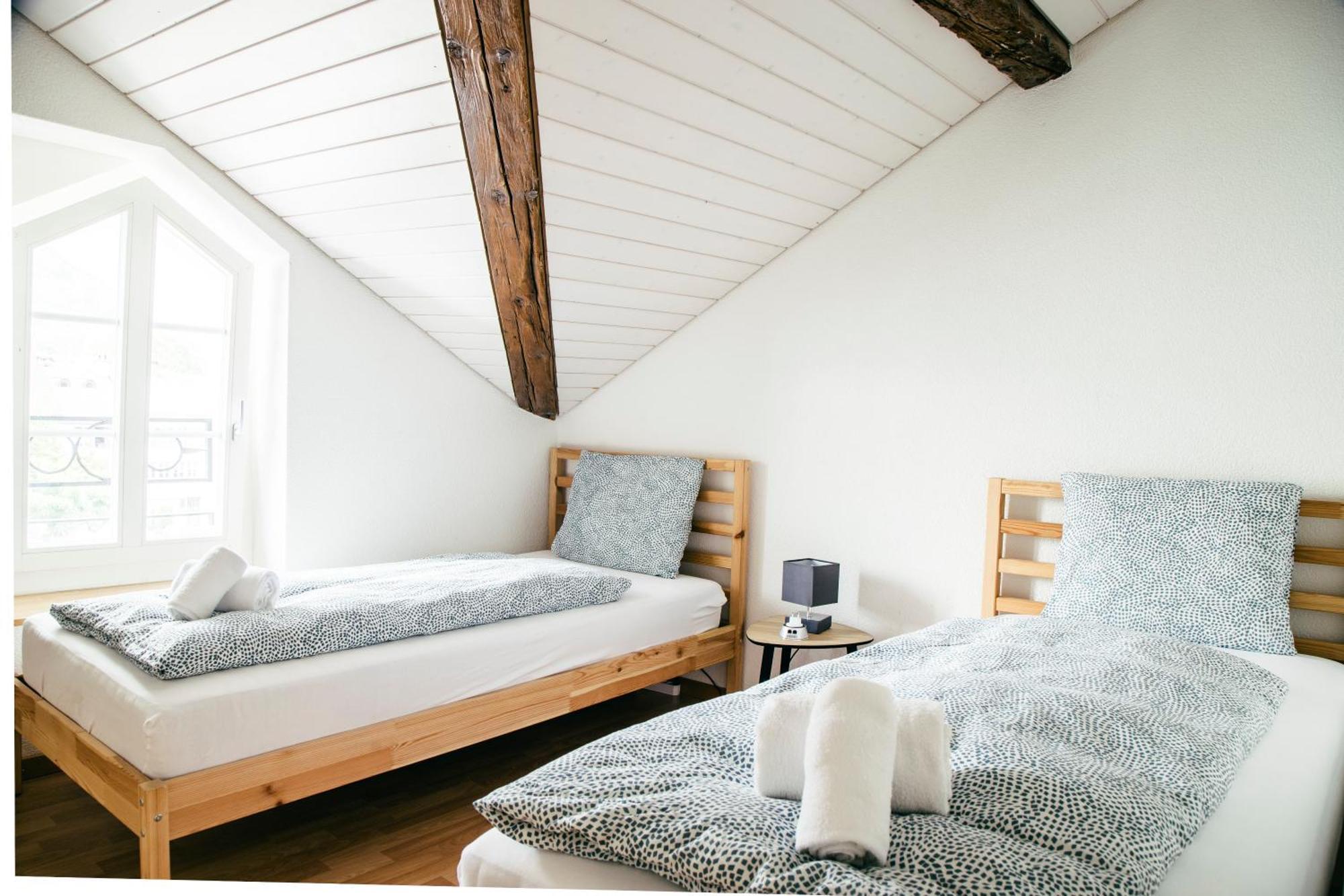 Nimbuzzz Apartments Unterseen Eksteriør billede